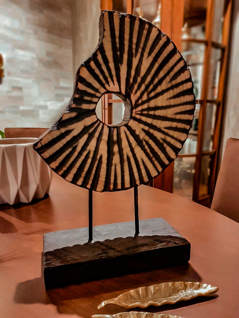 Escultura Decorativa Paulownia